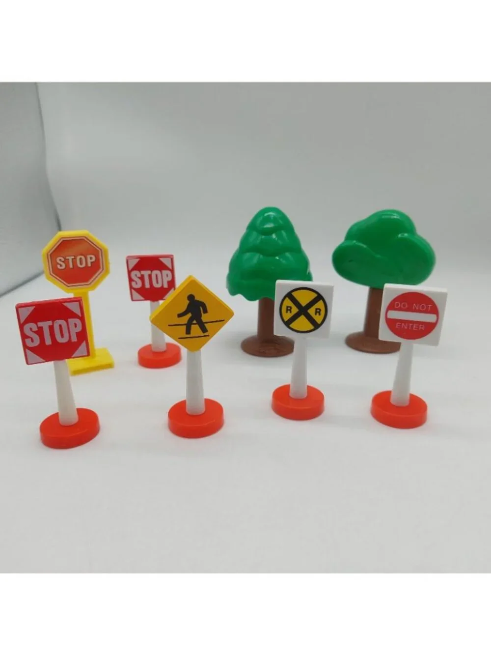 Road Traffic Signs Signals Trees Mini Figure Toys Pretend Play 2